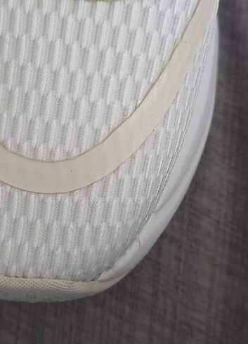 40 Beden beyaz Renk Adidas ayakkabı 
