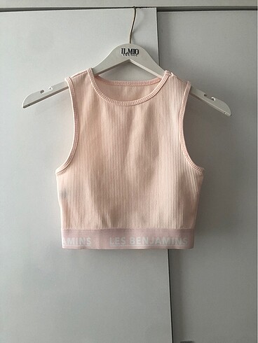 Les benjamins crop top