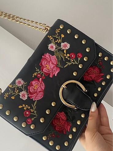 Beden Stradivarius Kol Çantası