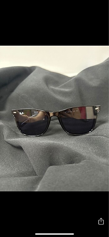 Rayban güneş gözlüğü