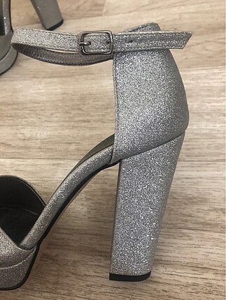 36 Beden gri Renk PARK MODA GÜMÜŞ TOPUKLU AYAKKABI