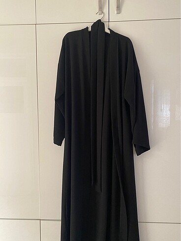 Armine Krep kimono abaya