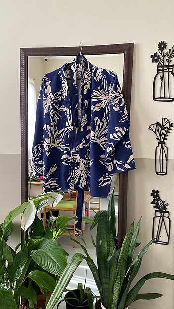 Armine Lacivert kimono