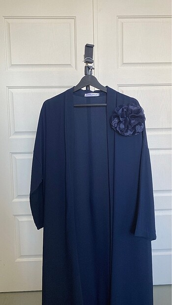 Armine Lacivert kimono abaya