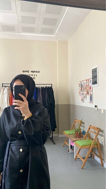 Armine Gold düğmeli jakar kap