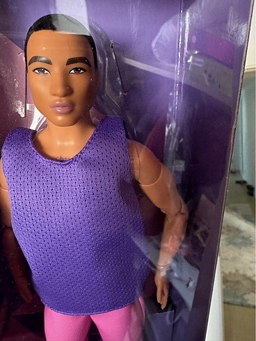  Beden Barbie Looks Ken 17