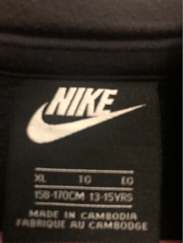 13-14 Yaş Beden Nike orijinal temiz sweatşirt