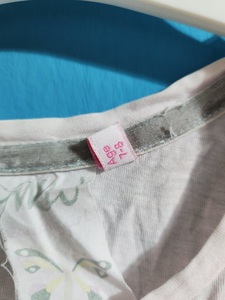 Kelebek Desenli Kız Çocuk Kolsuz Tişört - Görsel 2