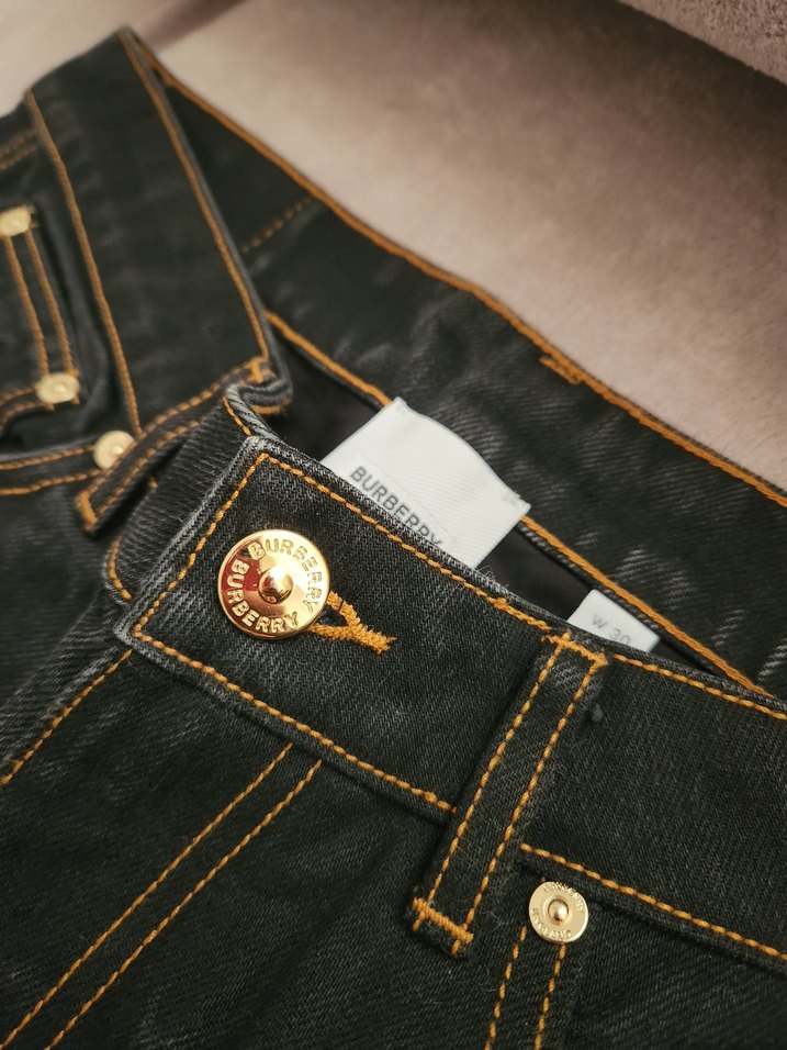 Koyu Siyah Yıkama Denim Jean — görsel 2/8