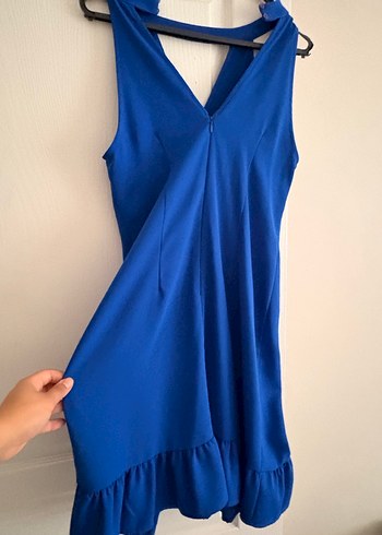 Mavi halter yaka elbise - Görsel 3