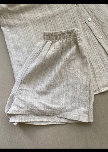 Düğmeli Kısa Kollu Keten Kadın Gömlek şort takım - Görsel 2