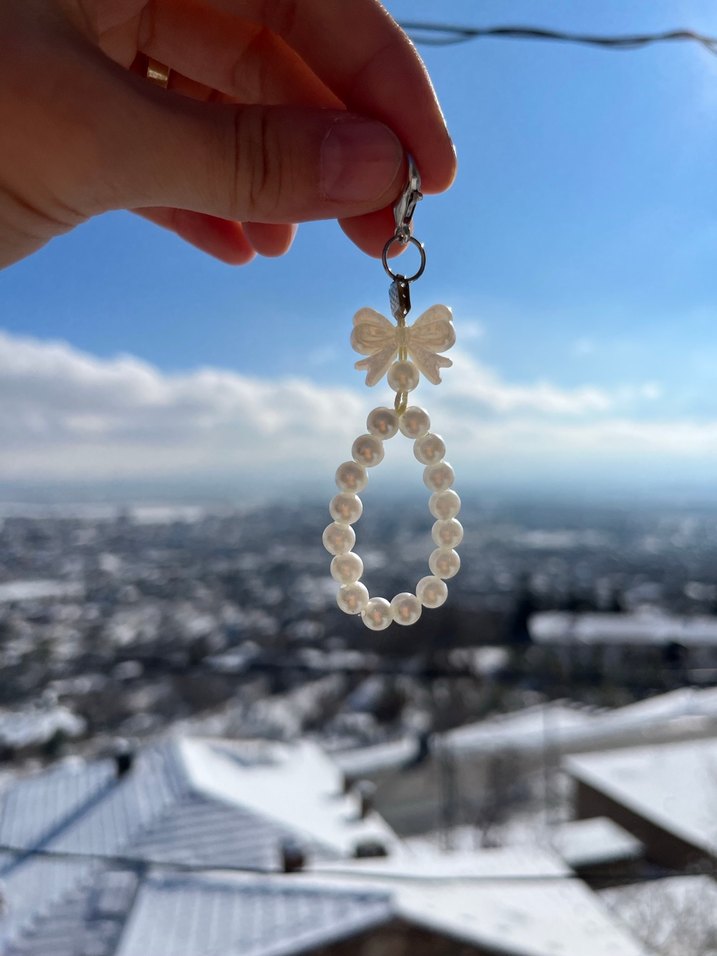 İnci Boncuklu Beyaz Kadın charm - Görsel 2