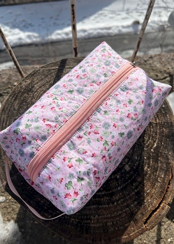 Fermuarlı Pembe Çiçek Desenli Kadın Makyaj Çantası - Görsel 2