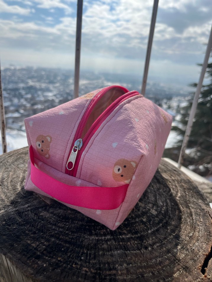 Fermuarlı Pembe Ayıcık Desenli Kadın Makyaj Çantası - Görsel 4