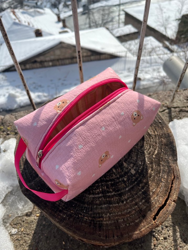 Fermuarlı Pembe Ayıcık Desenli Kadın Makyaj Çantası - Görsel 3