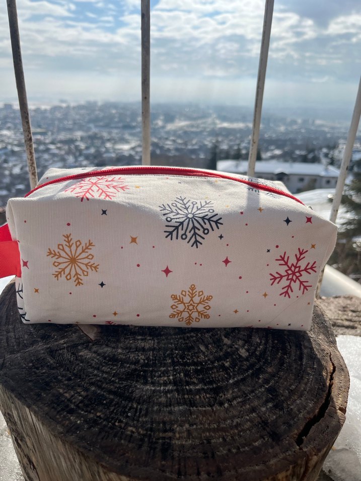 Renkli Baskılı Beyaz Kadın Makyaj Çantası - Görsel 5