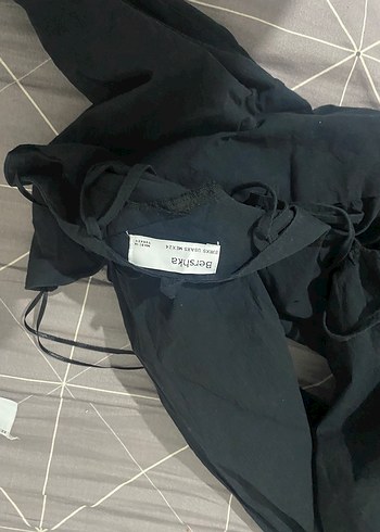 Bershka V Yaka Siyah Midi Keten Elbise