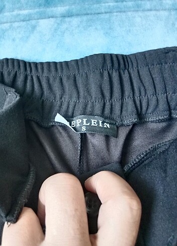 s Beden Siyah pantalon