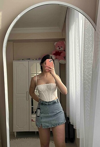 38 Beden Şort Etek Yırtmaçlı