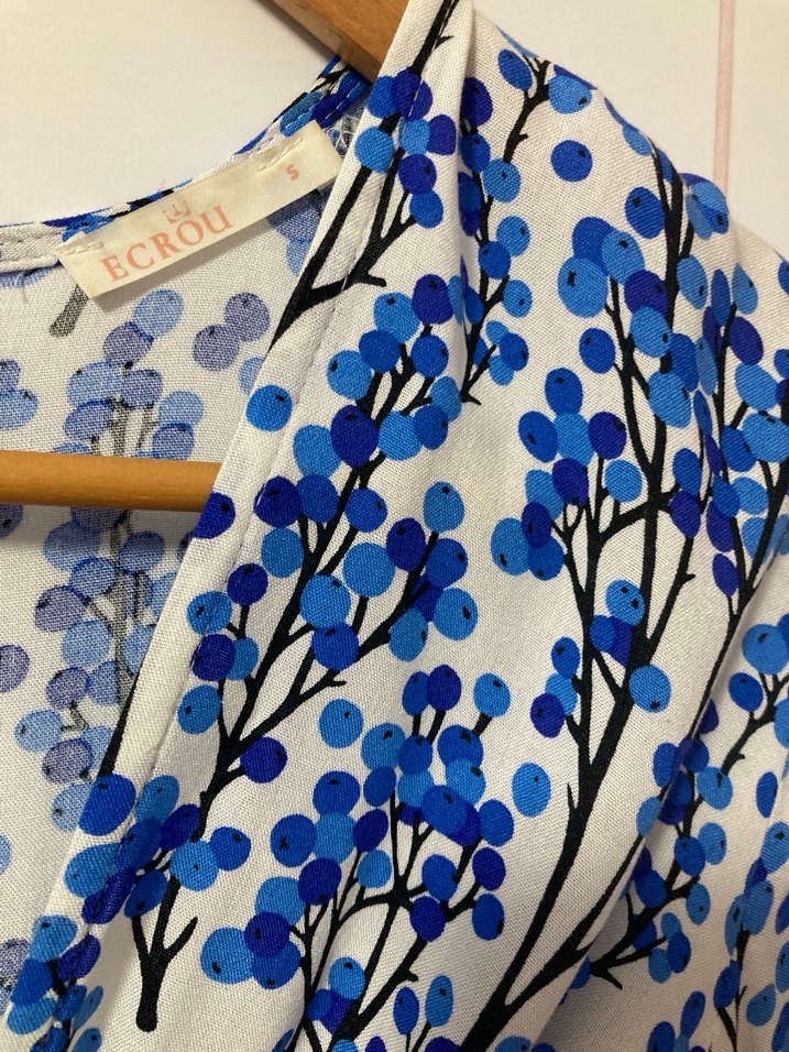 Ecrou Kadın Sakura Desenli V Yaka Viskon Şortlu Elbise-S - Görsel 4