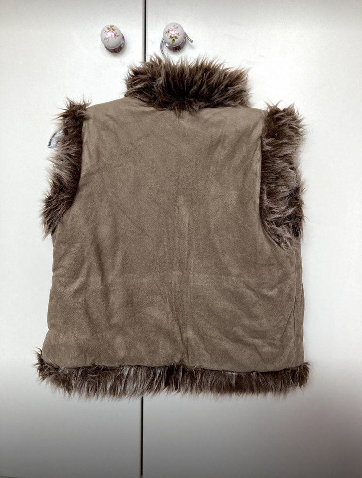 Kız Çocuk Tüylü Kahverengi Suet Yelek-5/6 Yaş - Görsel 2