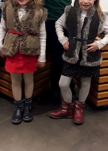 Kız Çocuk Tüylü Füme Nubuk Yelek-7/8 Yaş (Sadece 1 kere giyildi) - Görsel 4