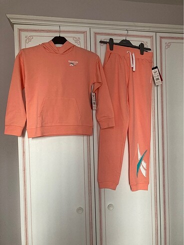 Reebok Slogan Baskılı Yavruağzı Mevsimlik Eşofman Takımı-13/14 Y
