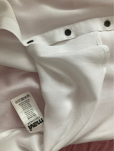 Mavi Omuzda Pencere Detaylı Beyaz Bluz-S - Görsel 6