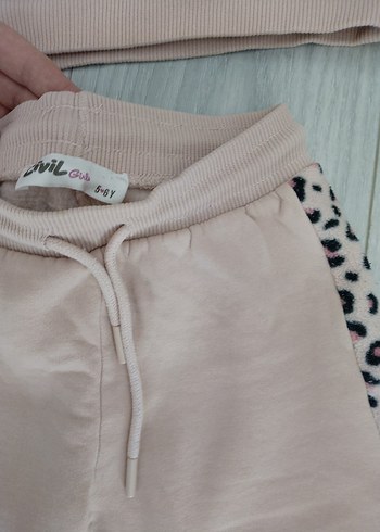 5 Yaş Beden Leopar Desenli Pembe Bebek Kız Takımı