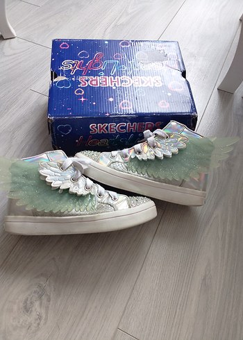 Skechers kanatlı ayakkabı - Görsel 2