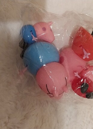 Orijinal pepa pig ailesi açılmamış ambalajında 
