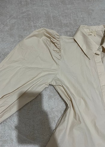 Tereyağı sarısı balon kol gömlek - Görsel 3