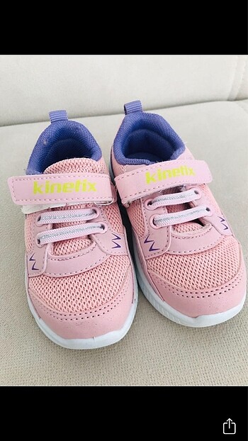 Kinetix bebek spor ayakkabı 22