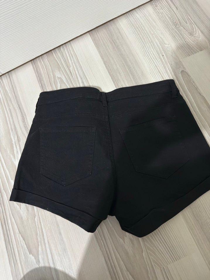 H&M siyah şort - Görsel 4