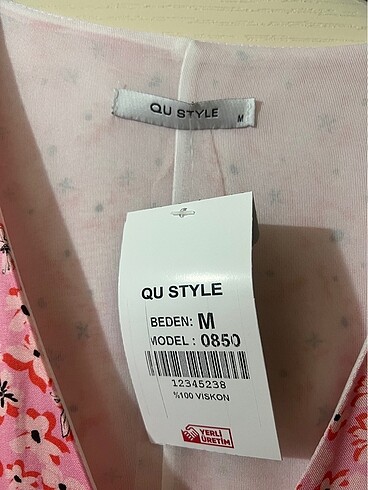 Diğer Pembe çiçekli elbise