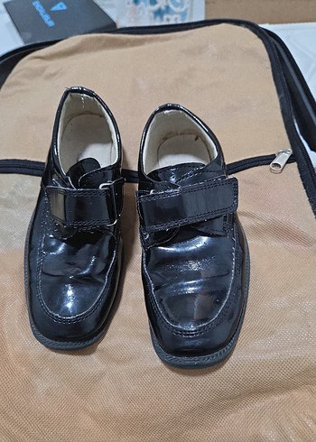 Erkek Çocuk Siyah Cırtlı Özel Ayakkabı - Görsel 3