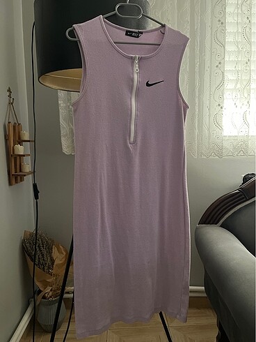 Nike Elbise kaşkorse