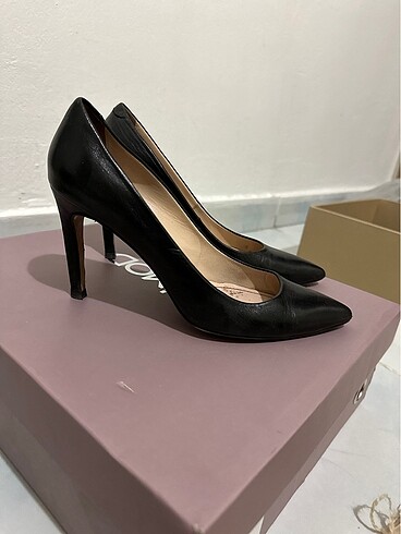 Desa hakiki deri stiletto