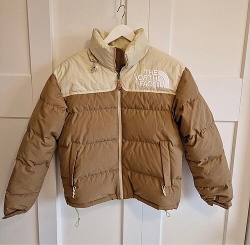 The North Face Nuptse mont