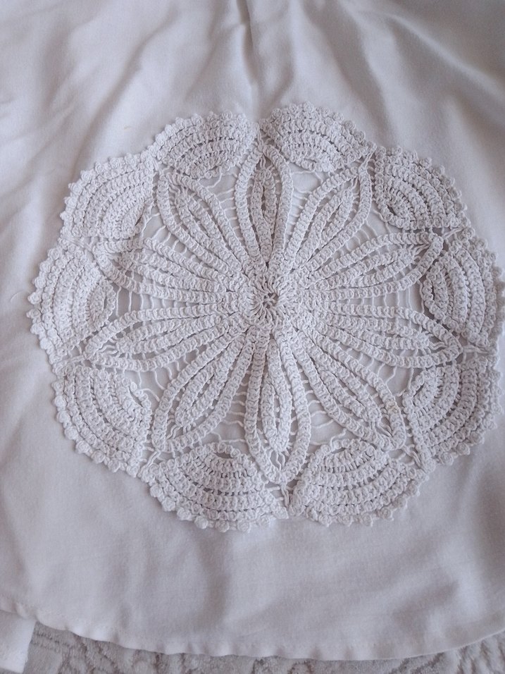 Dantel İşlemeli kız çocuk Uzun Kollu Beyaz Bluz - Görsel 2