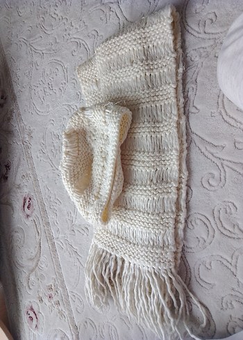 Beyaz Örgü atkı bere - Görsel 2