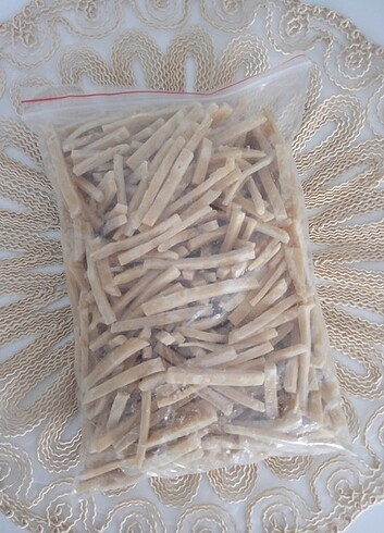Ev yapımı yumurtalı erişte 