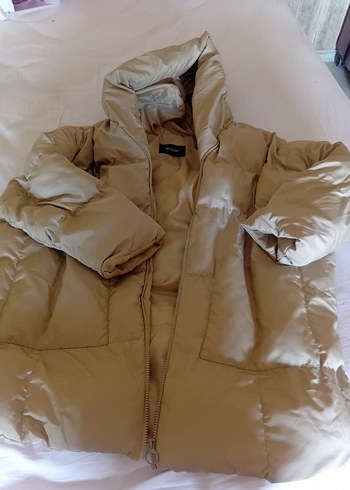 Bej Kadın Şişme Kısa Mont