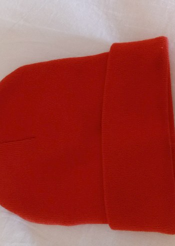 Kırmızı Kadın Polar Bere Velcro Detaylı