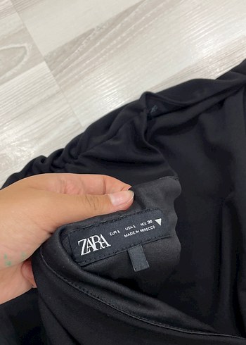 Zara boyundan geçmeli bluz - Görsel 5