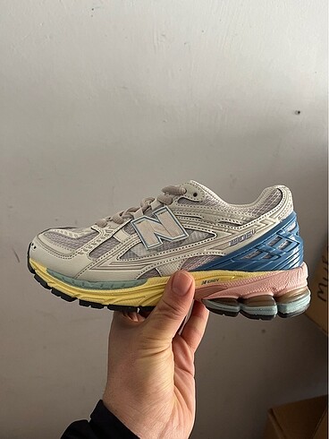 36 Beden çeşitli Renk New Balance 1906u
