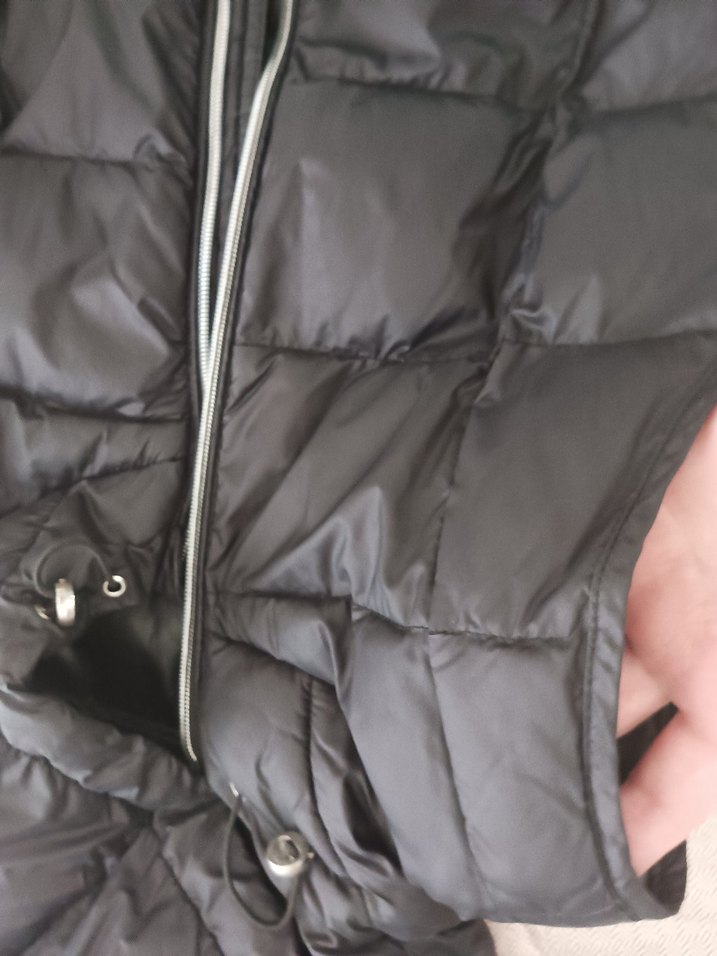 Siyah  Kapüşonlu Kadın Yelek - Görsel 3