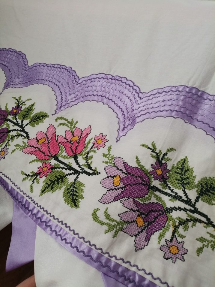 Mor Nakışlı Pastel Yatak Örtüsü - Görsel 3