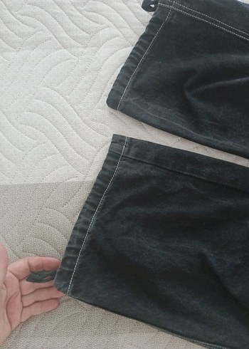 Siyah Bel Detaylı Geniş Kesim Kadın Kot Pantolon - Görsel 5