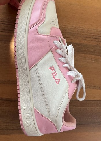 Fila  42